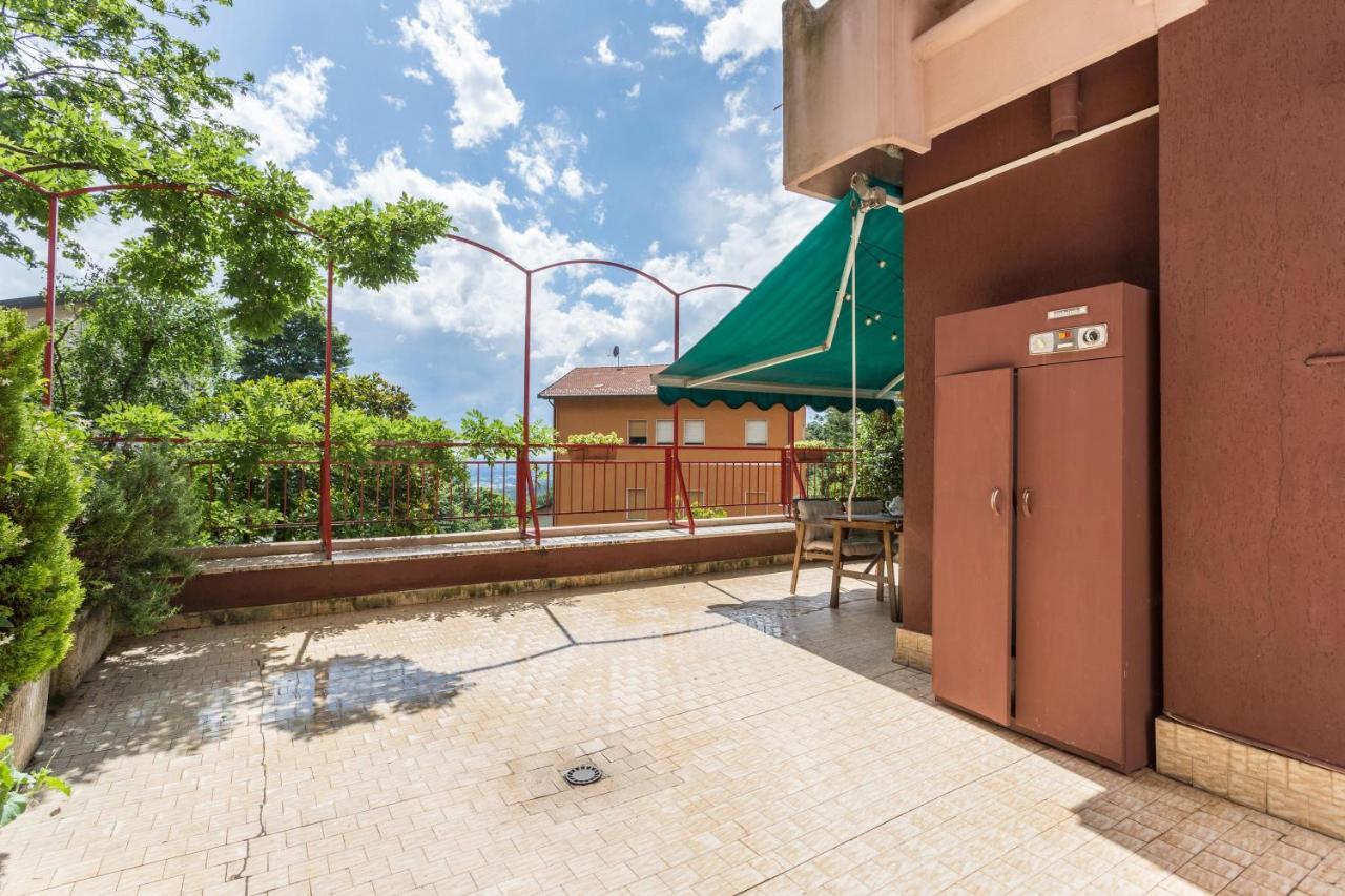 La Terrazza Lägenhet Brunate Exteriör bild